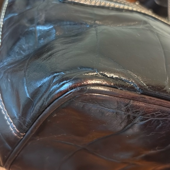 Dooney & Bourke  Vintage Croc pattern Leather  dark brown Shoulder Bag - Picture 9 of 17